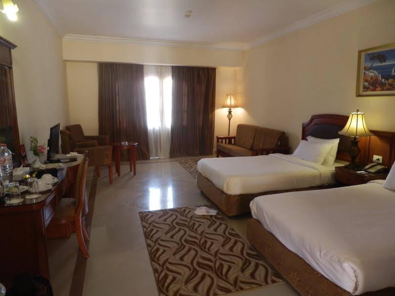 Life Resort Coral Hills El Qoseir 외부 사진